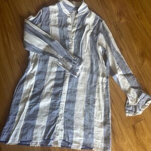 Tommy Bahama Blue and White Striped Casual Shirt